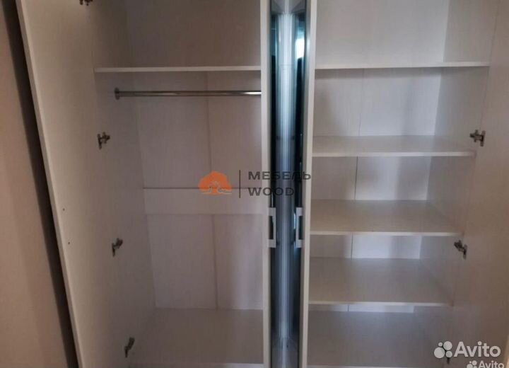 Шкаф распашной