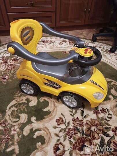 Детская машинка каталка толокар
