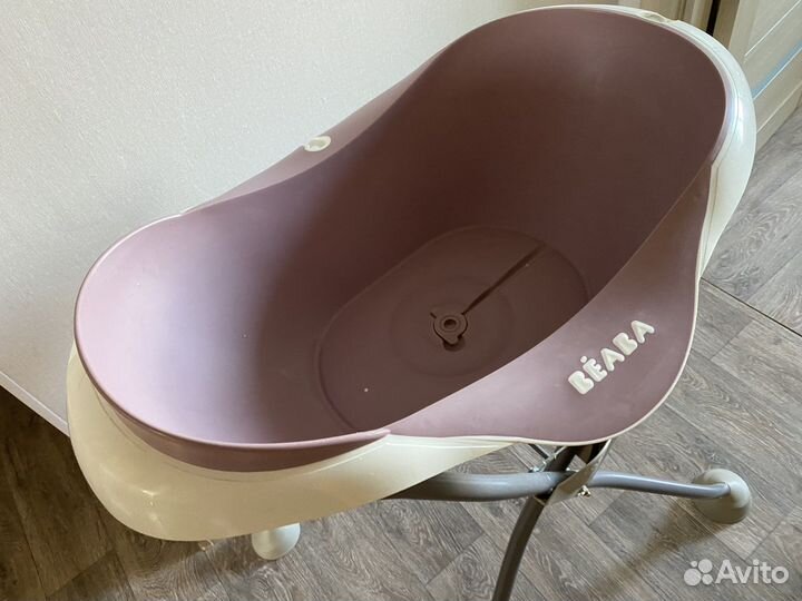 Ванночка для купания с подставкой