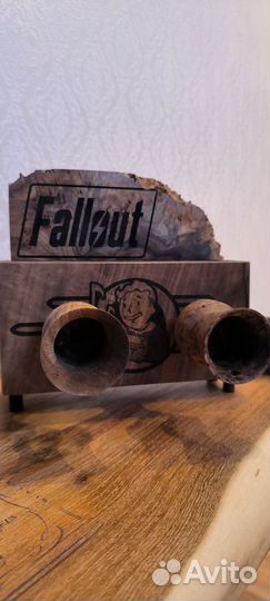 Fallout подставка для смартфона