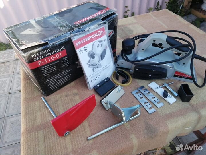 Рубанок электрический интерскол Р-110-01