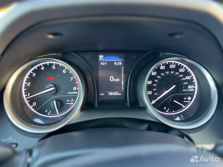 Toyota Camry 2.5 AT, 2019, 53 000 км