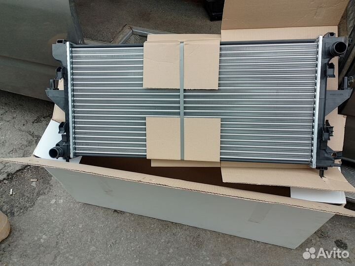 Радиатор охлаждения Пежо боксер, Ситроен джампер