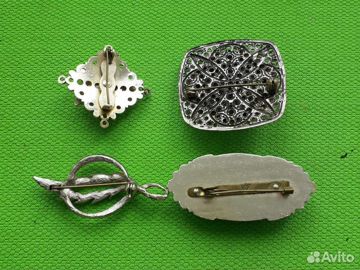 Винтажная брошь