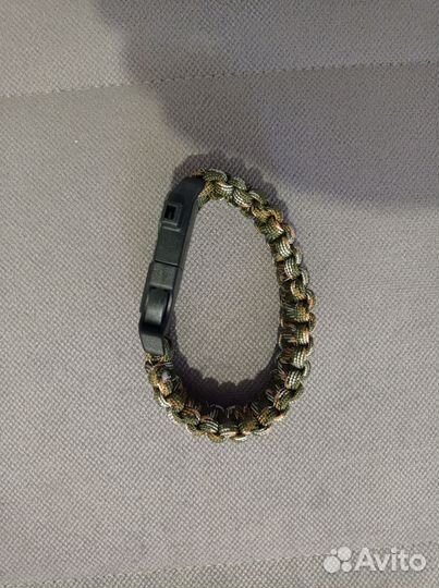 Браслет из паракорда