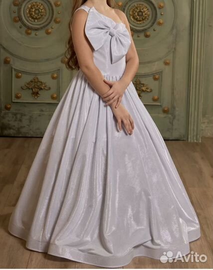 Нарядное платье для девочки 128-140