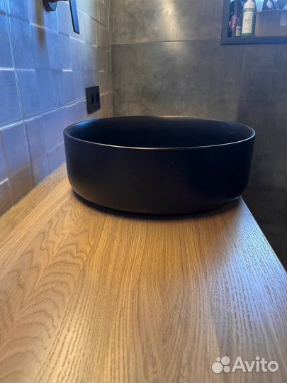 Столешница в ванную комнату