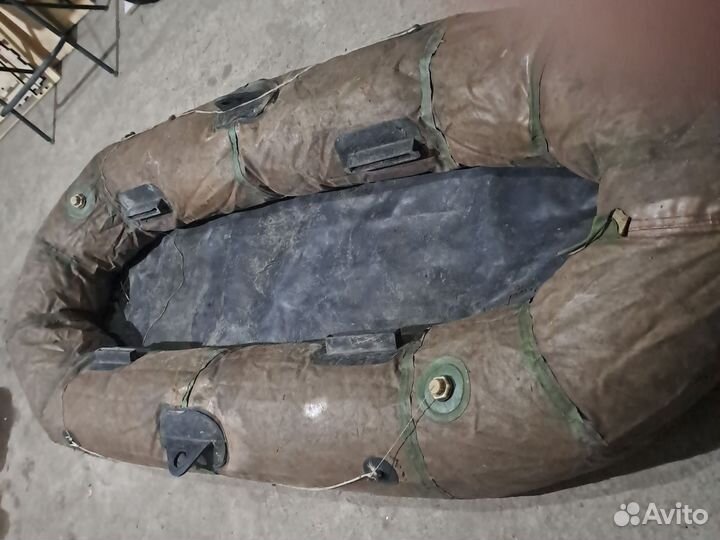 Надувная лодка