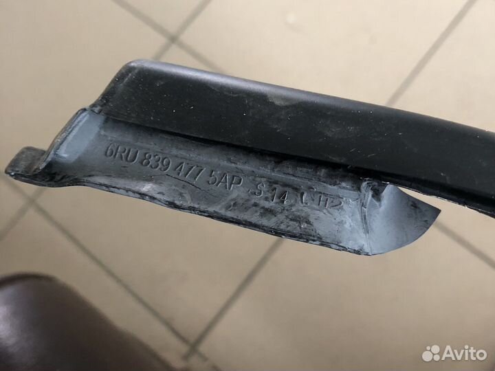 Накладка заднего стекла Vw Polo