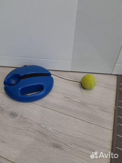 Тренажёр для большого тенниса