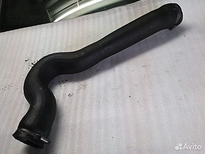 Пежо 307 1,6/2,0HDI патрубок интеркулера