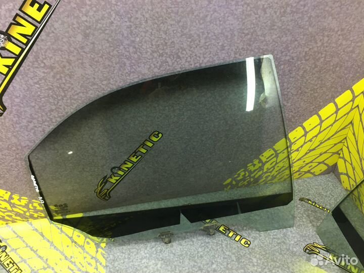 Стекло задней двери Hyundai Sonata Соната 4 5