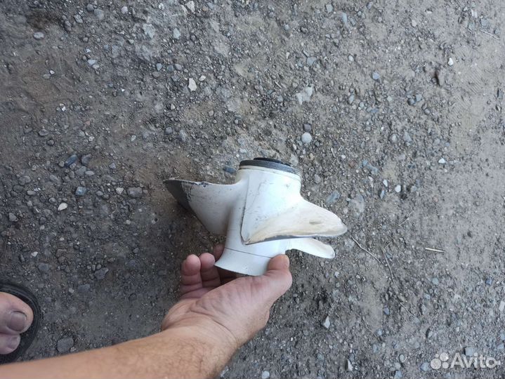 Винт на лодочный мотор Ямаха 25-30