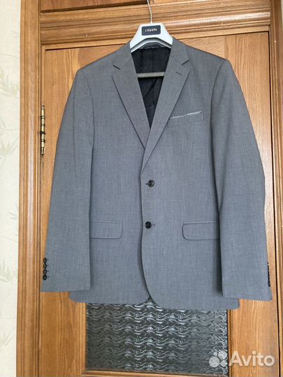 Костюм мужской новый 50
