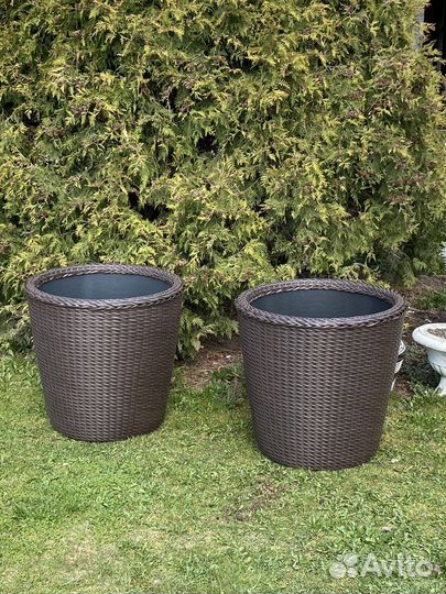Кашпо, вазон 130л. плетеный из ротанга