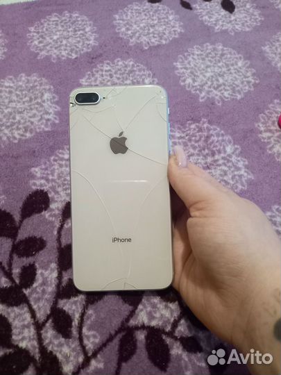 iPhone 8 Plus, 64 ГБ