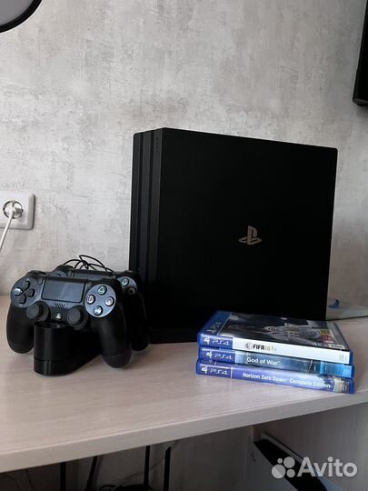 Sony playstation 4 PS4 pro 1tb с играми