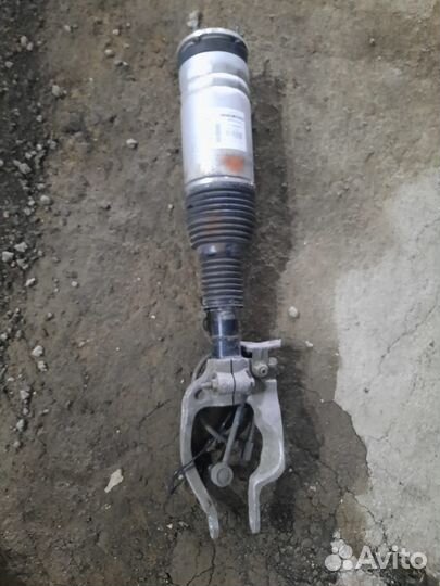 Пневмоамортизатор перед правый Range Rover Sport 2