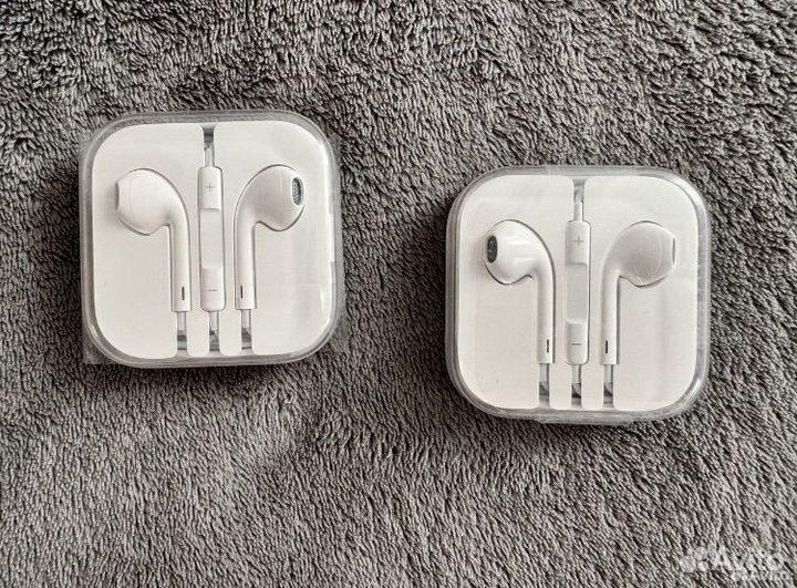 Наушники Apple EarPods
