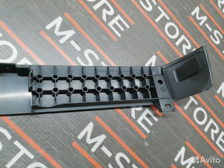 Накладка декоративная Bmw 7-Series E66/65 N62B44A