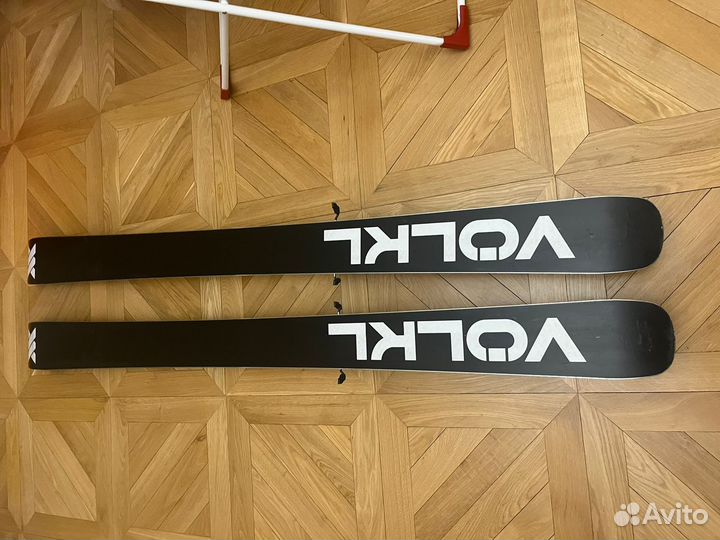 Горные лыжи Volkl V-Werks Katana