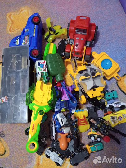 Игрушки для мальчиков пакетом