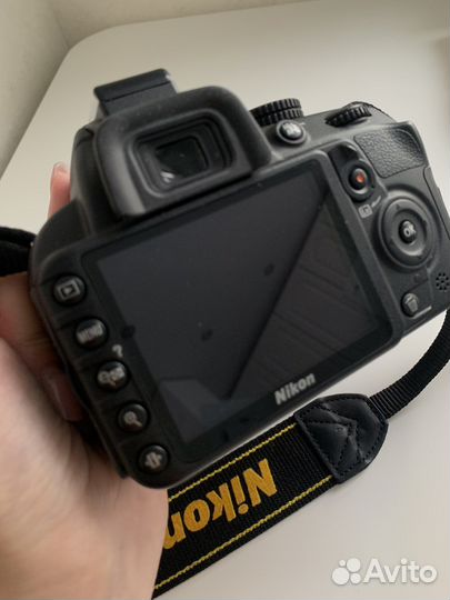 Зеркальный фотоаппарат Nikon d3100