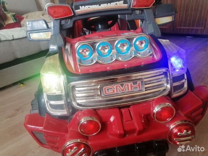 Детский электромобиль