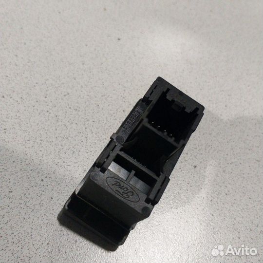 Кнопка вкл.подогрева заднего стекла Ford Fiesta