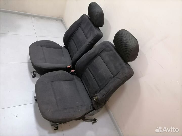 Сиденья передние Audi 80/90 B3 1986-1991