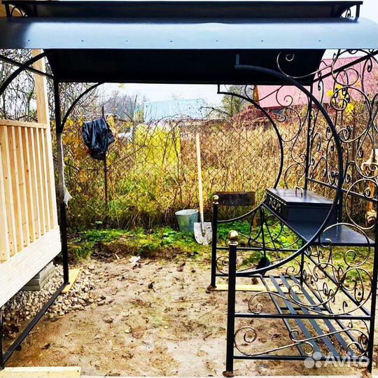 Беседка с мангалом