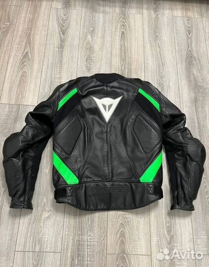 Мотокуртка Dainese Avro C2 pelle leather jacket