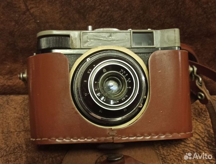 Пленочный фотоаппарат СССР Смена-8