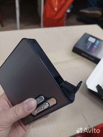 Портсигары с зажигалкой автоматическая подача