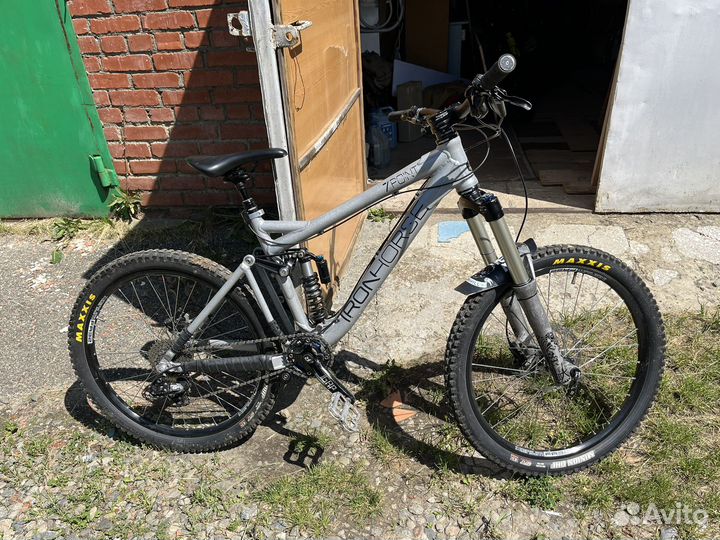 Велосипед двухподвес Ironhorse