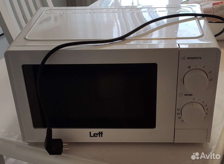Микроволновая печь новая Leff