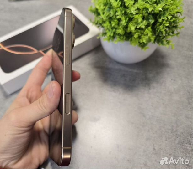 iPhone 16 Pro, 256 ГБ