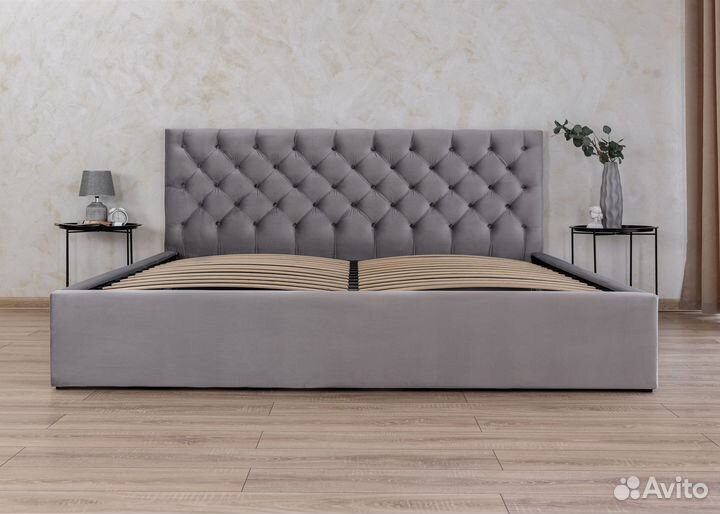 Кровать с мягким изголовьем 200х200 Барокко