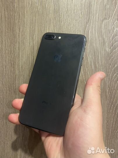 iPhone 8 Plus, 64 ГБ