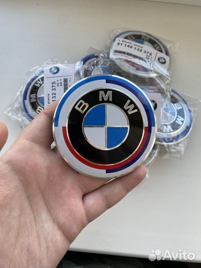 Оригинальная юбилейная эмблема BMW