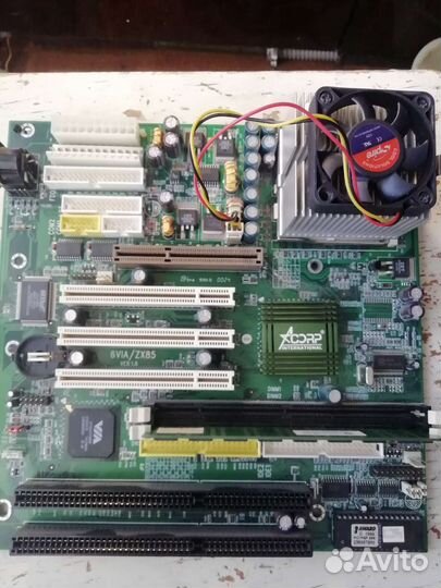 Материнская плата