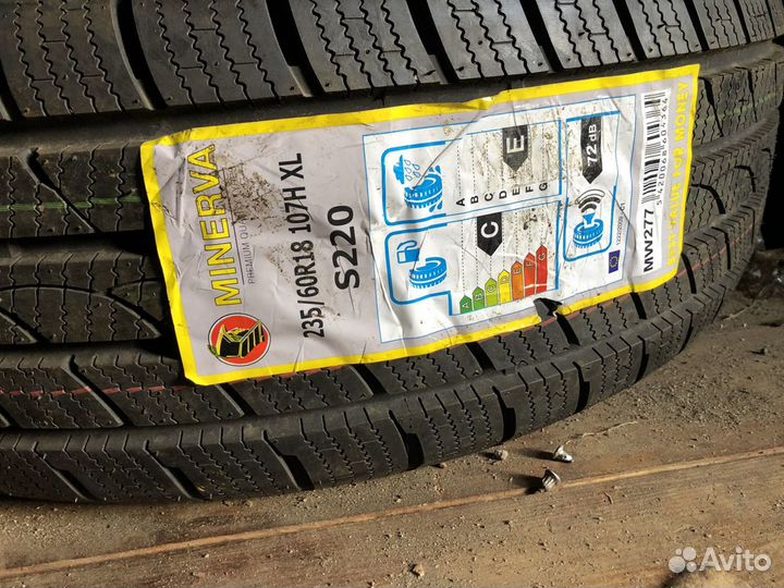 Minerva S220 Ice Plus 235/60 R18
