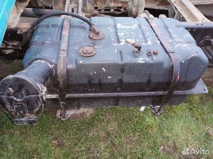 Бензобак газ-3307