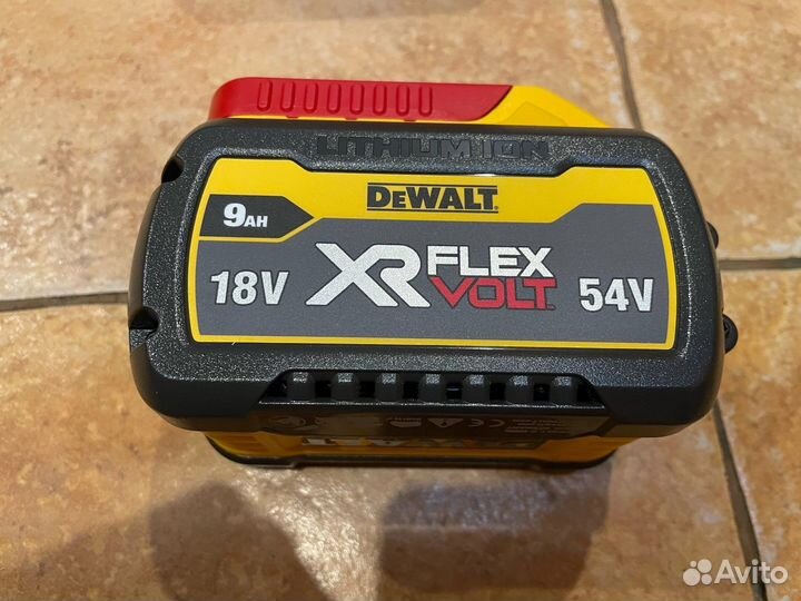 Аккумулятор dewalt Flexvolt dcb547