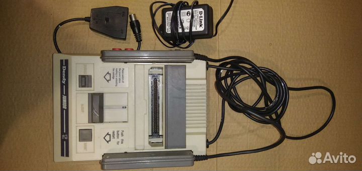 Игровая приставка dendy junior 90x