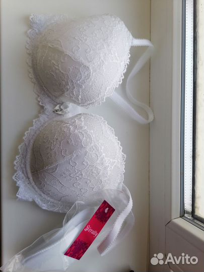 Бюстгальтеры