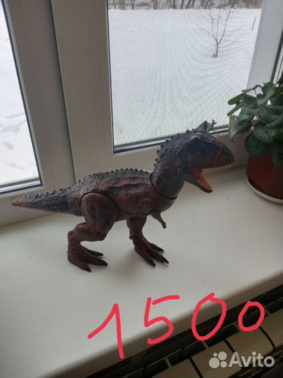 Динозавры jurassic world