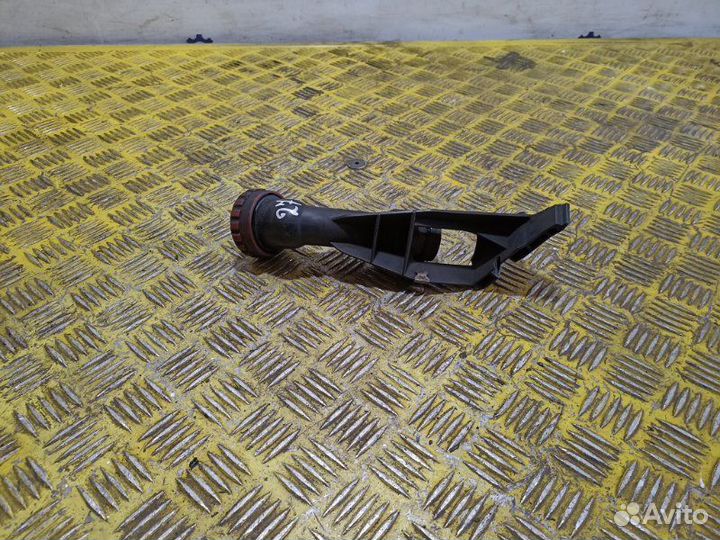 Маслозаливная горловина Man Tgl