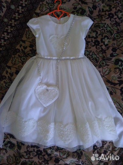 Нарядное платье