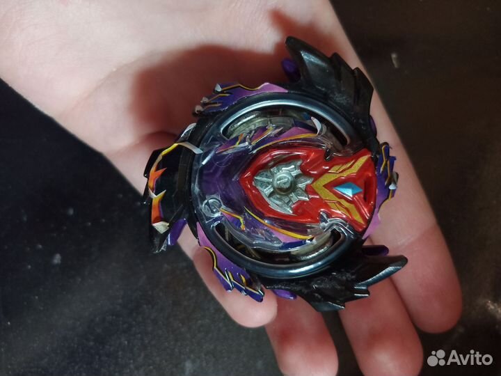 Волчки бейблейд